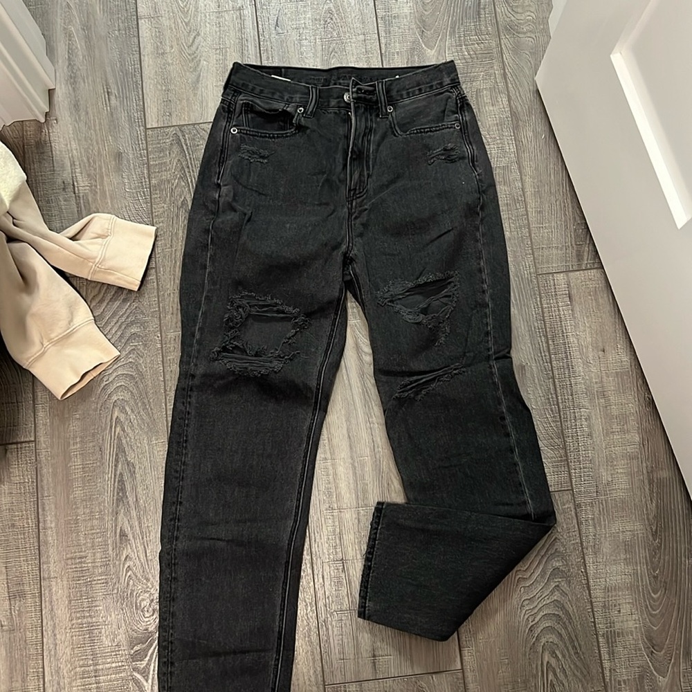 American Eagle mom jeans